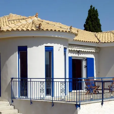 Villa Despite Corona Summer Vacation On Southern Greek Beaches