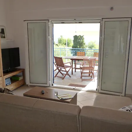 Villa Despite Corona Summer Vacation On Southern Greek Beaches Kamária