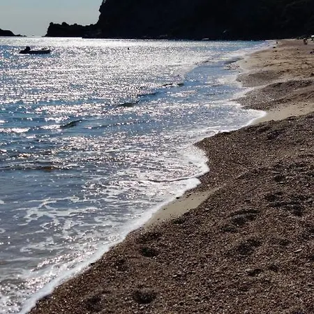 Despite Corona Summer Vacation On Southern Greek Beaches Villa *